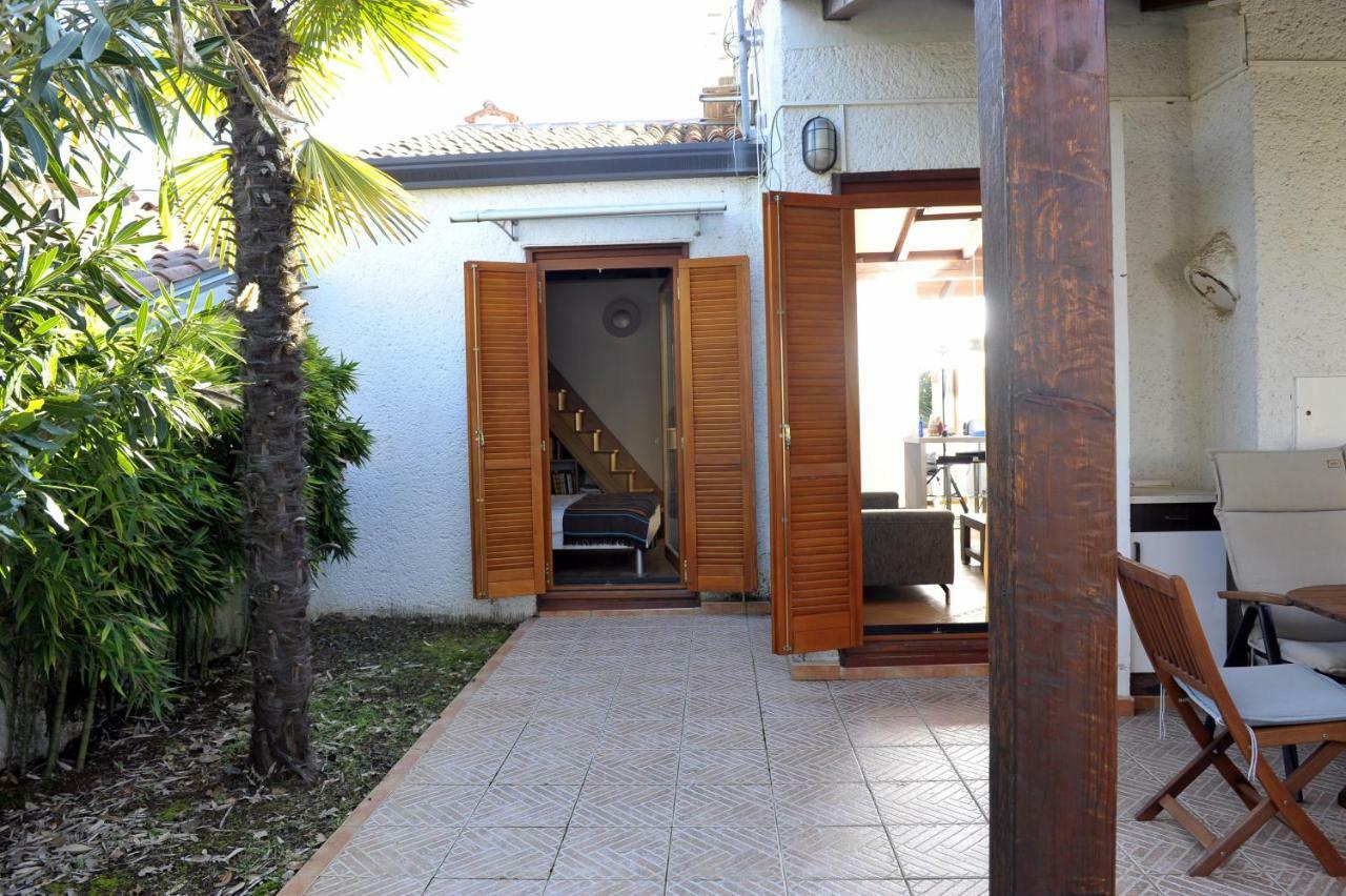 Holiday House Lena Пореч Екстер'єр фото