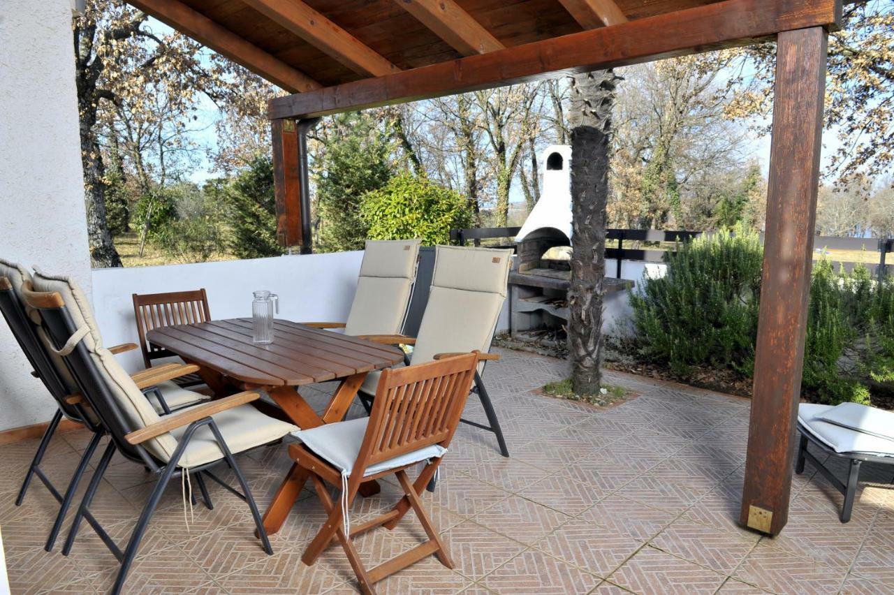 Holiday House Lena Пореч Екстер'єр фото
